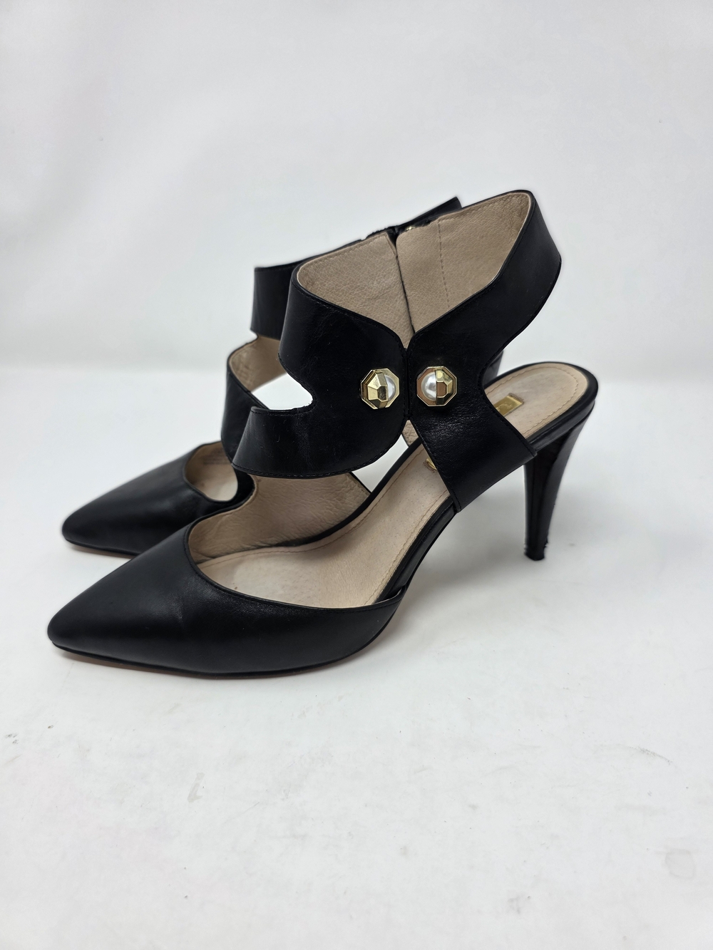 Louise et Cie Black Leather Pointed Toe Heels Pearl Gold Ankle Strap 7.5